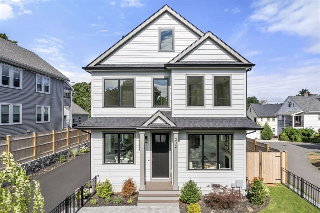 Property Photo:  300-302 Waverley Ave 302  MA 02472 