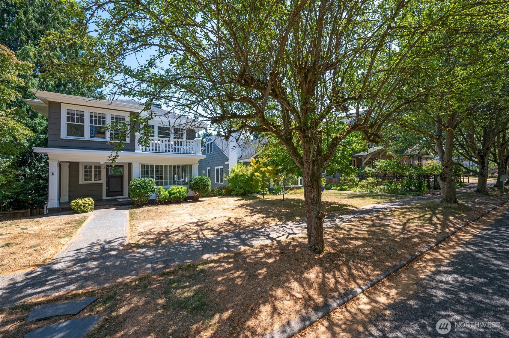 Property Photo: 5220 18th Avenue NE WA 98105