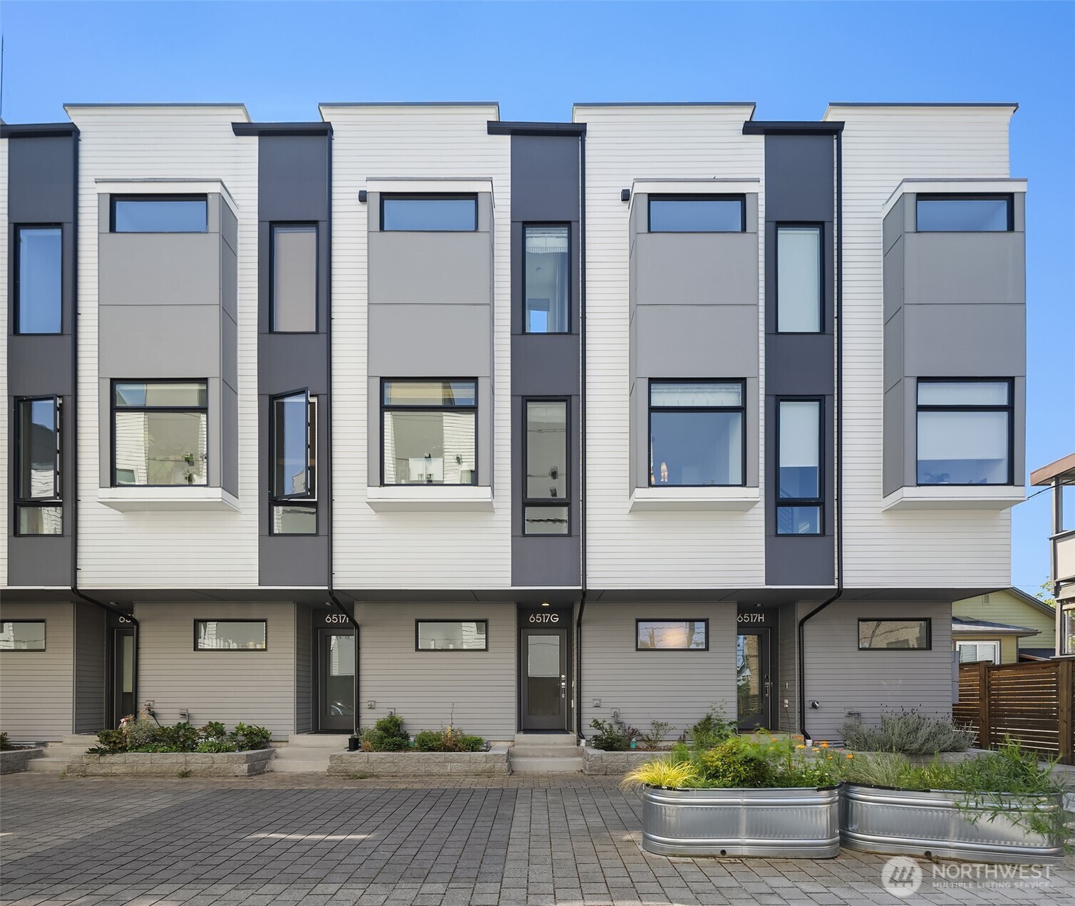 Property Photo:  6517  Phinney Avenue N G  WA 98103 
