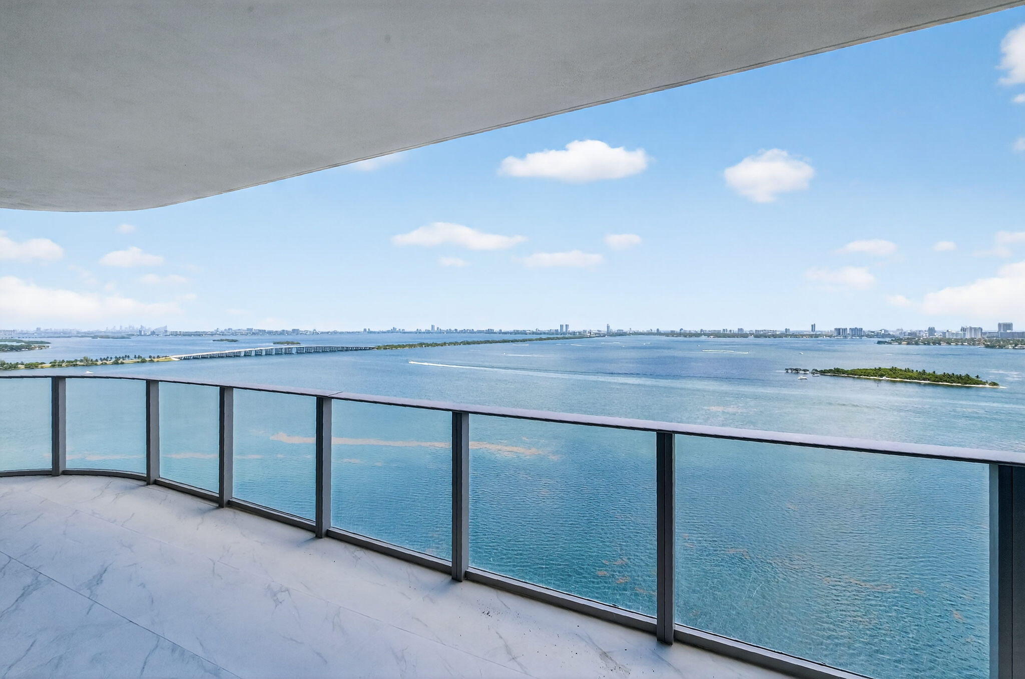 Property Photo: 700 NE 24th Street 2201 FL 33131