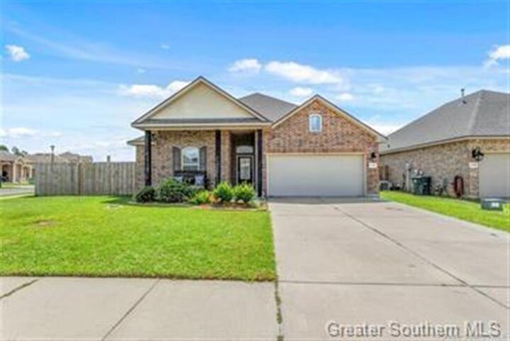 Property Photo: 2248 N Lake Michele Circle N LA 70607