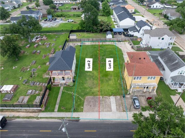 Property Photo:  3 Common Street  LA  