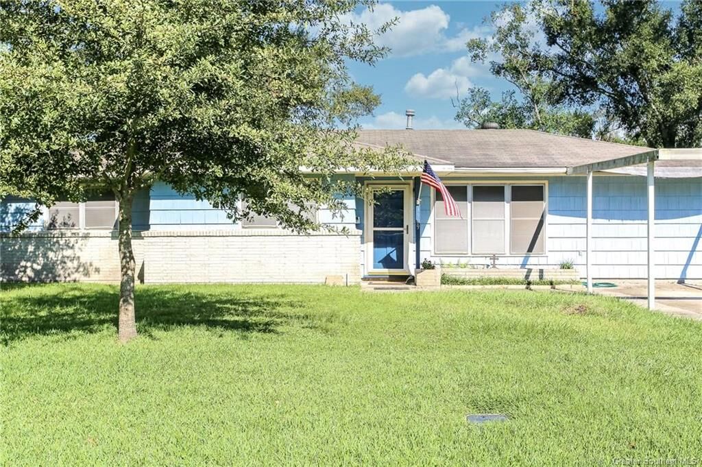 Property Photo: 3909 Vanderbilt Street LA 70607