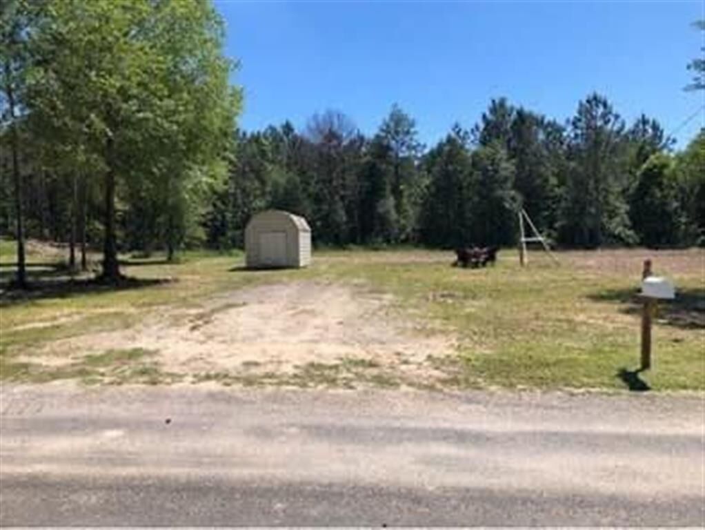 Property Photo: 328 Doe Road LA 70657