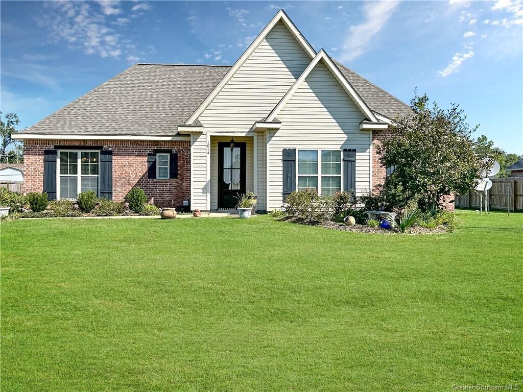 Property Photo: 1014 Wineberry Lane LA 70611
