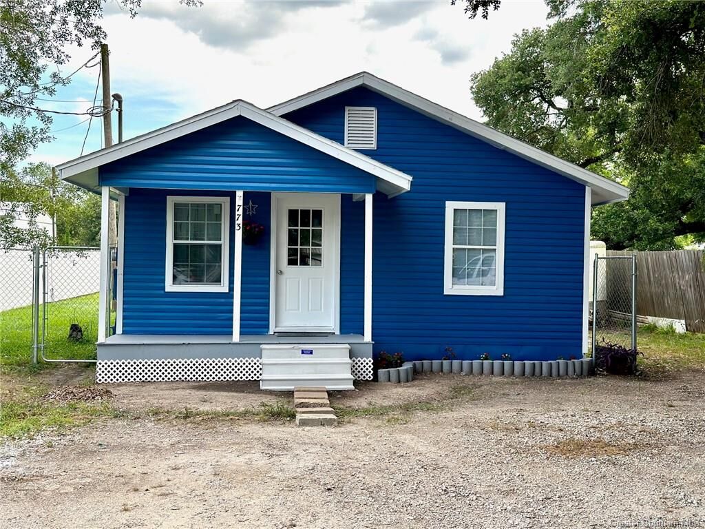 Property Photo: 773 Henry Street LA 70663