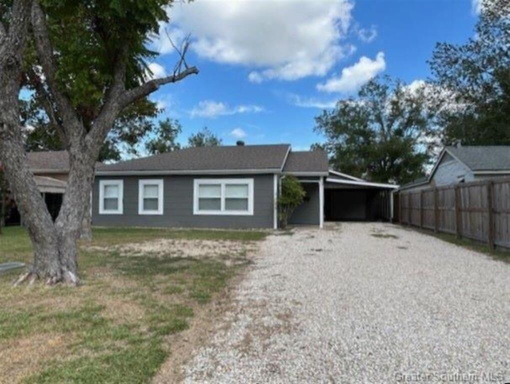 Property Photo: 417 Fairfield Street LA 70605