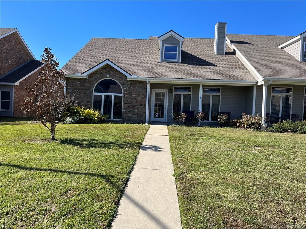 Property Photo:  4106 Trent Lane  LA 70605 