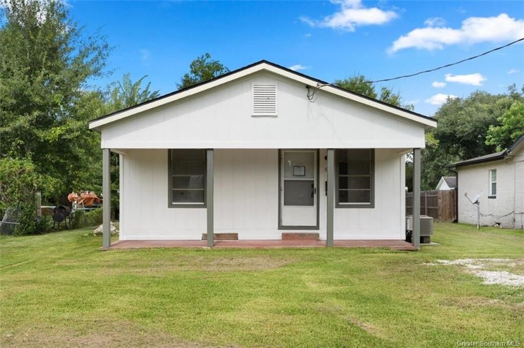 Property Photo:  610 McNabb Street  LA 70615 