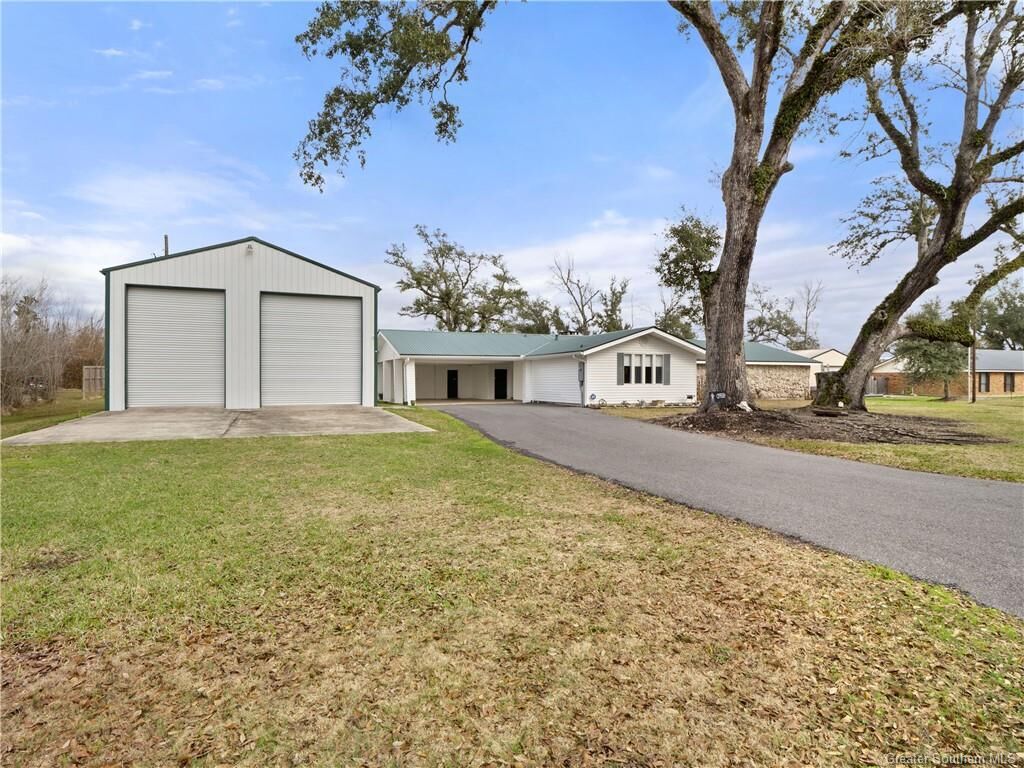 Property Photo: 1793 Castille Street LA 70665