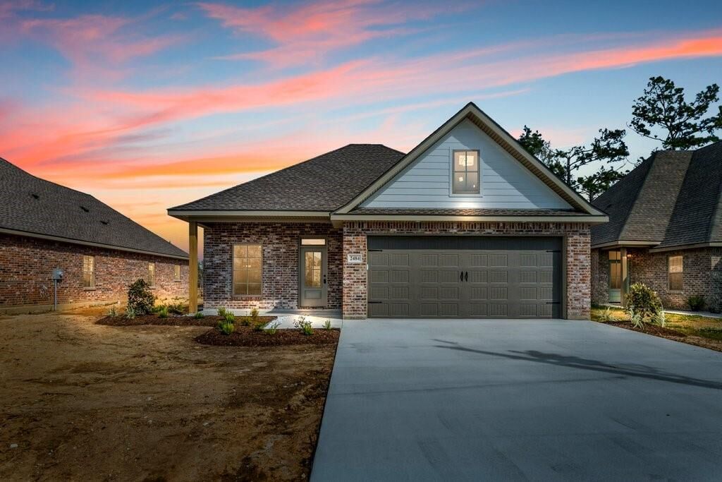 Property Photo:  2484 Duplechin Lane  LA 70611 