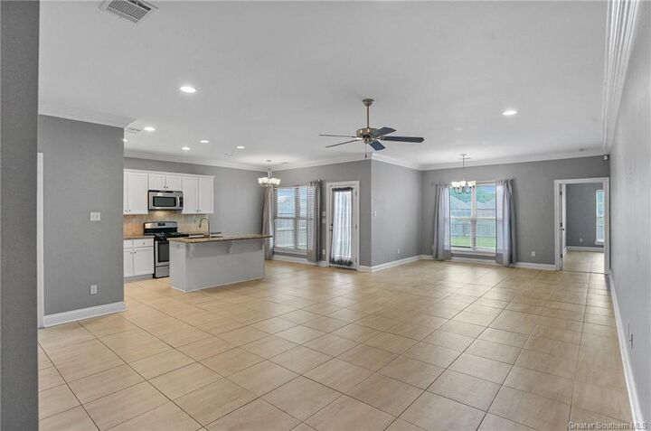 Property Photo:  230 Aston Lane  LA 70665 