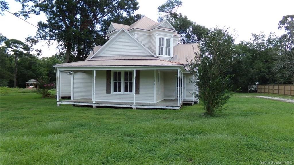 Property Photo:  202 Elizabeth Street  LA 70591 