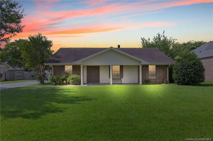 Property Photo:  1317 Waverly Street  LA 70605 