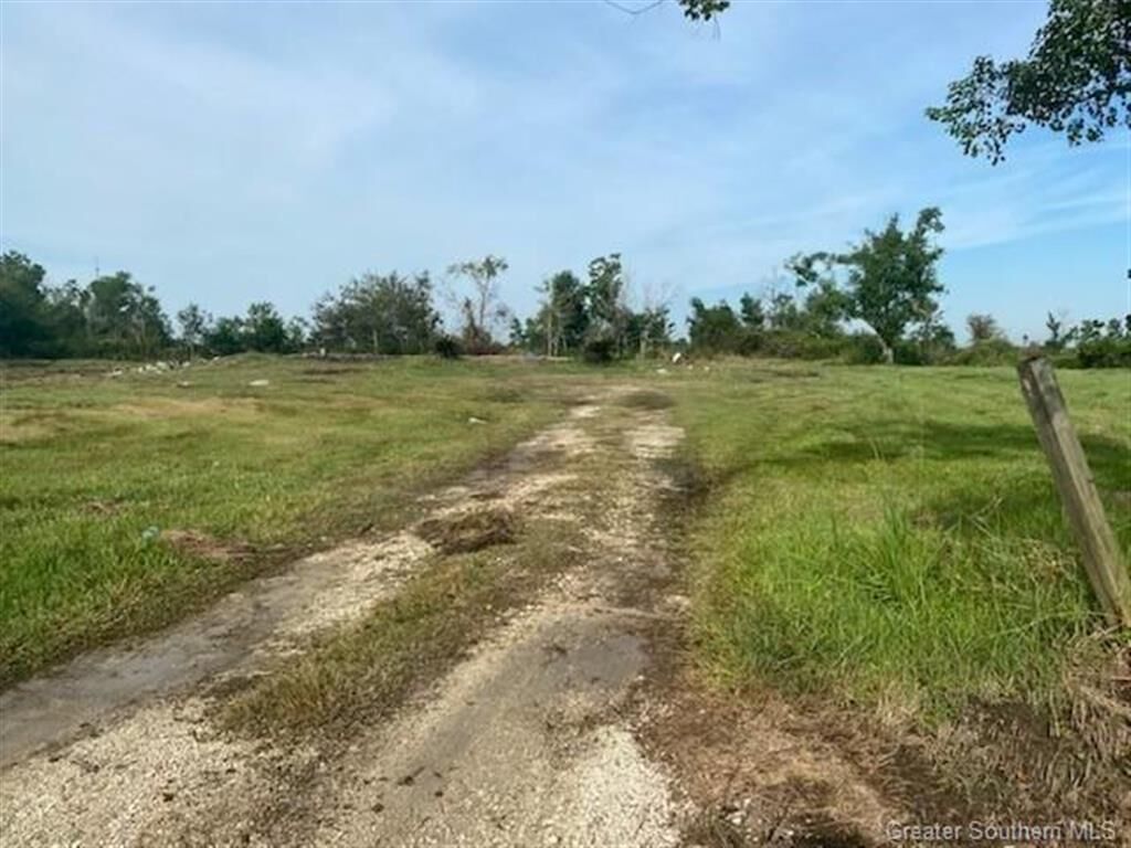 Property Photo: 9284 Lanier Road LA 70607