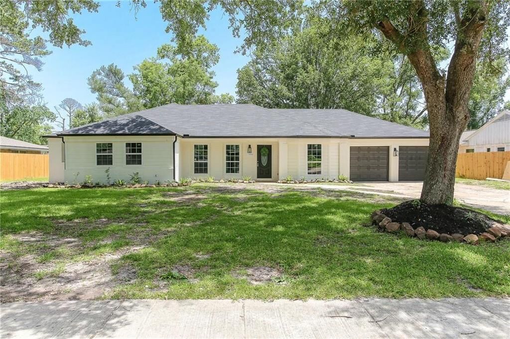 Property Photo: 1908 18th Street LA 70601