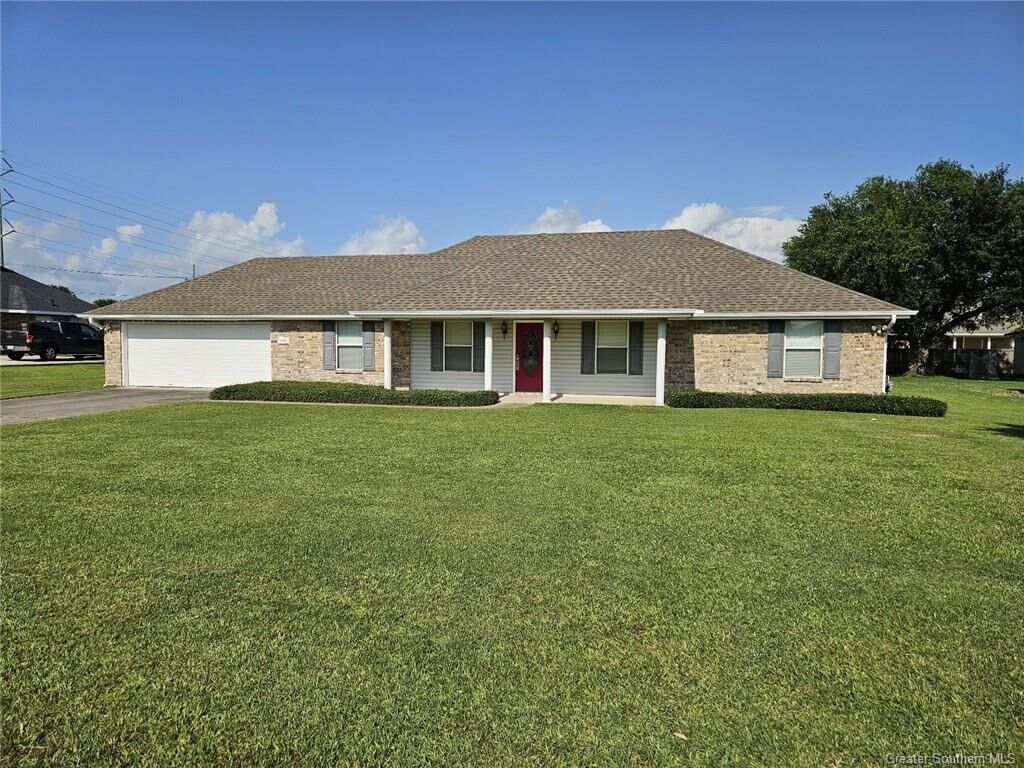 Property Photo: 5705 Larch Street LA 70605