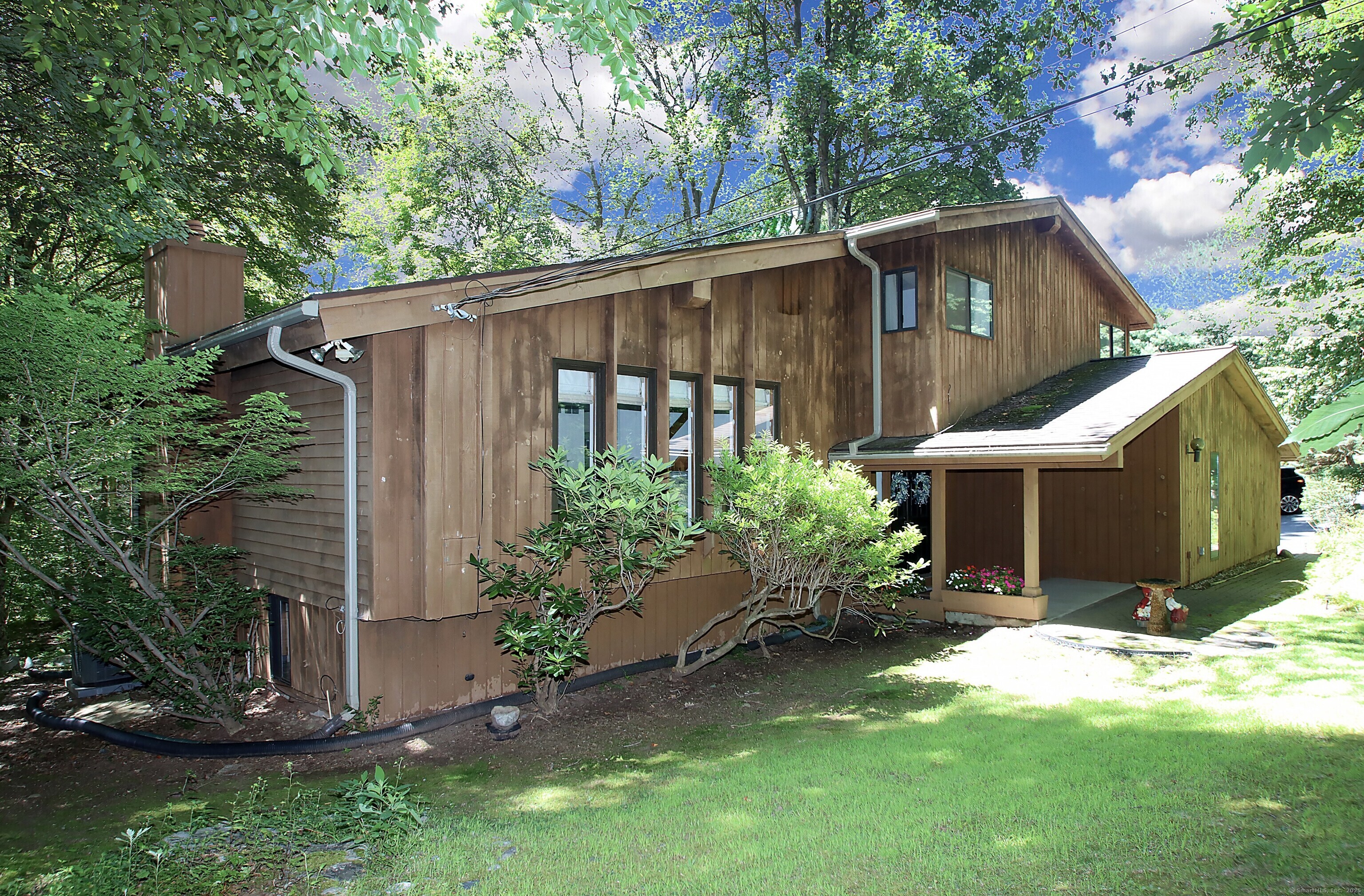 Property Photo: 61 Chevas Road CT 06001