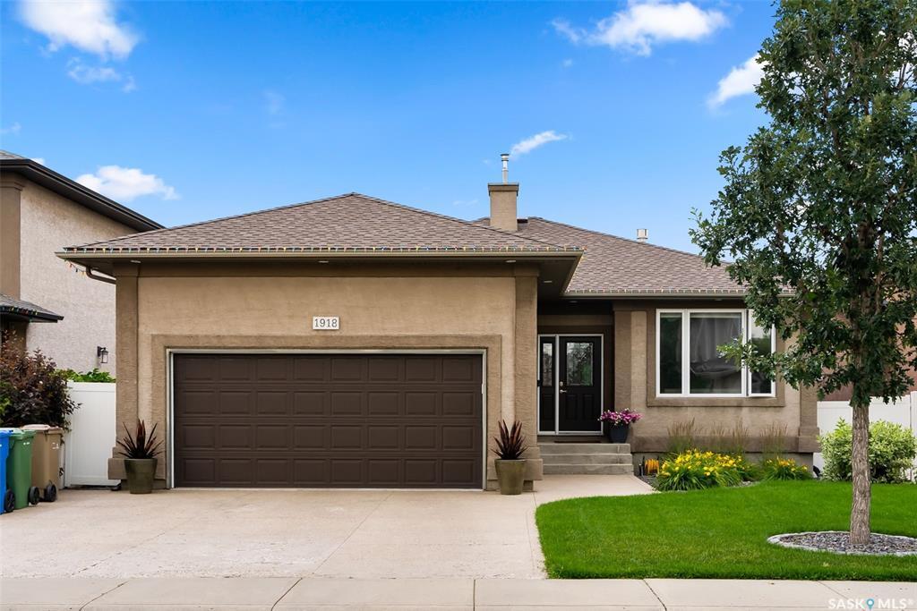 1918 Dunnison Crescent E  Regina SK S4V 0N8 photo