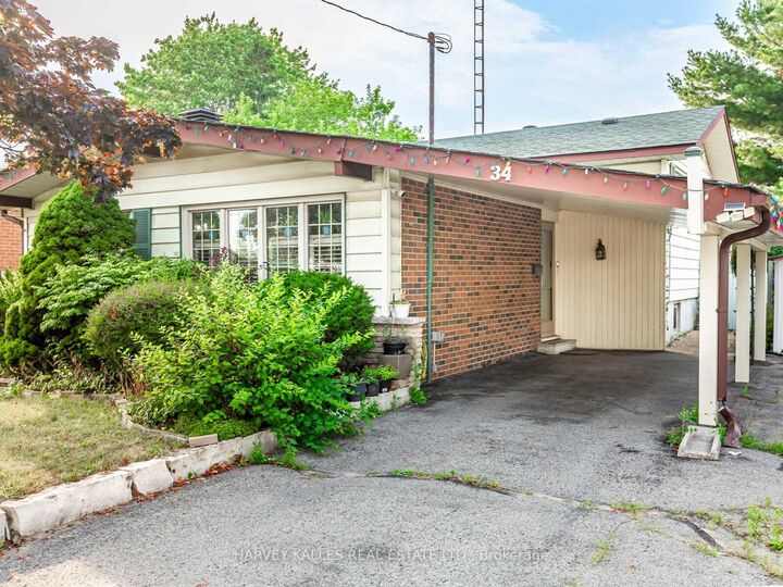 Property Photo:  34 Taunton Road W  ON L1G 3T2 