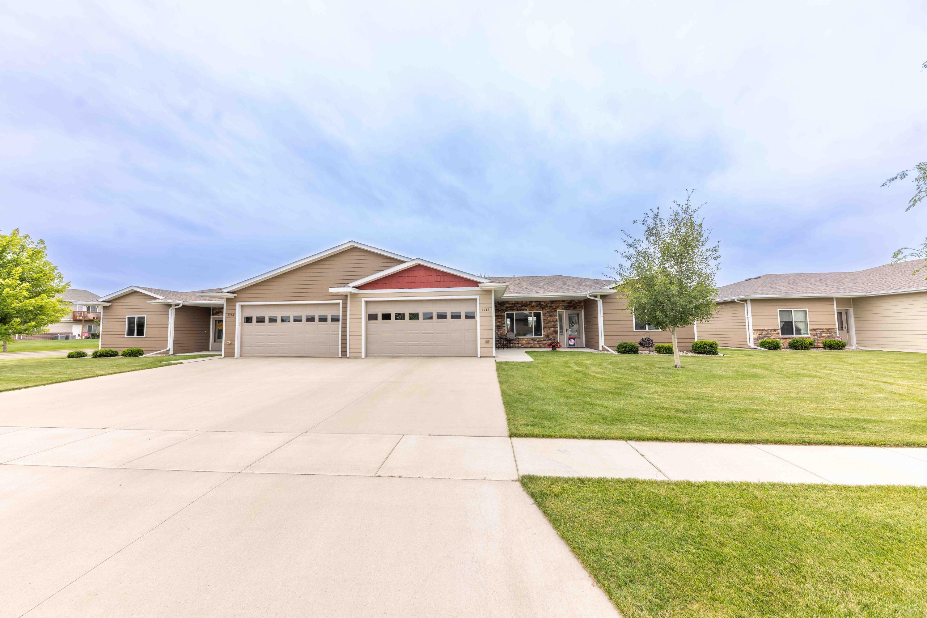 Property Photo:  1716 Miller Ln  SD 57401 