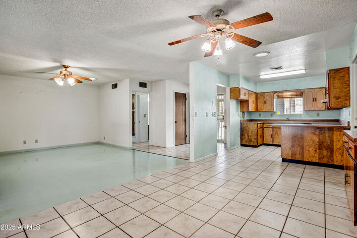 Property Photo: 6849 E Flossmoor Avenue AZ 85208
