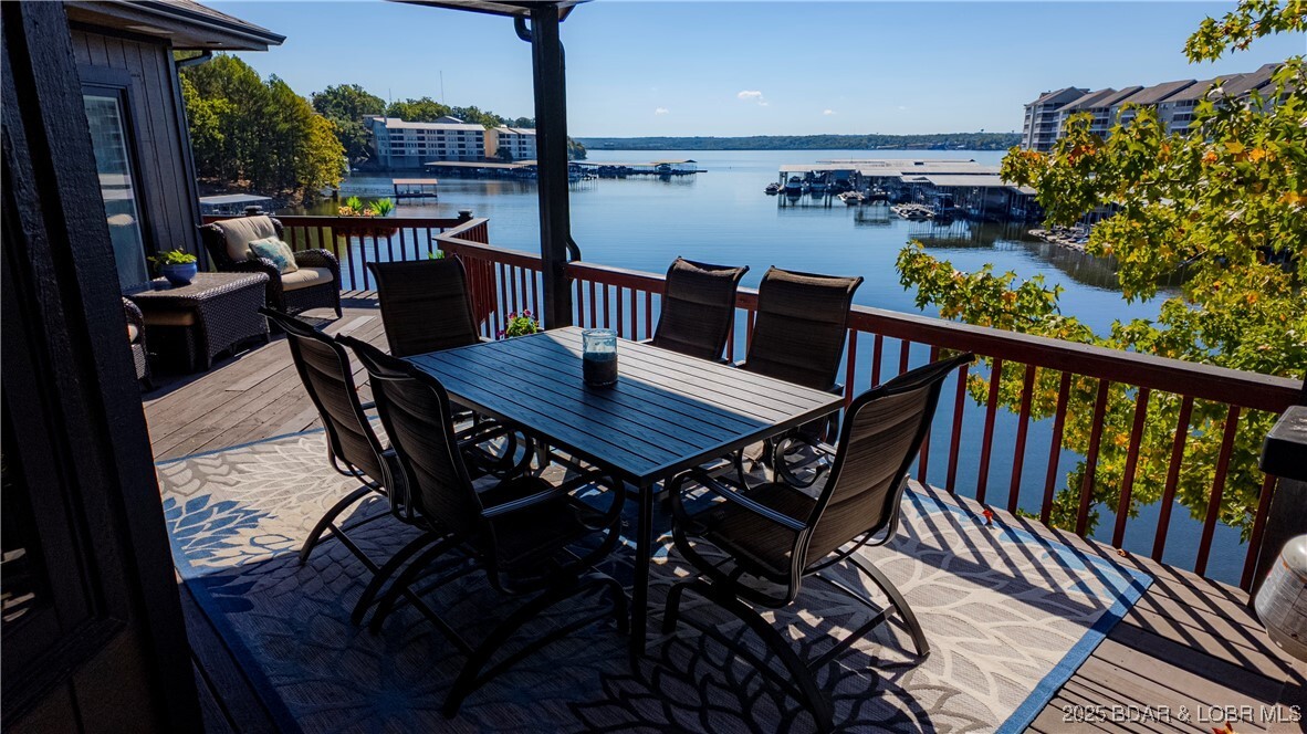 Property Photo:  6 Cardinal Circle  MO 65049 