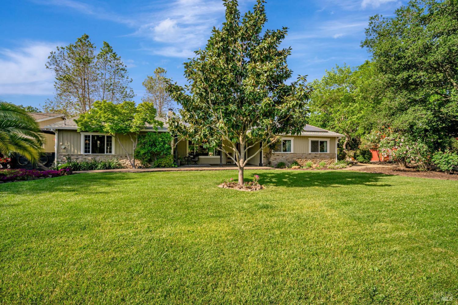Property Photo:  6276 Old Redwood Highway  CA 95403 