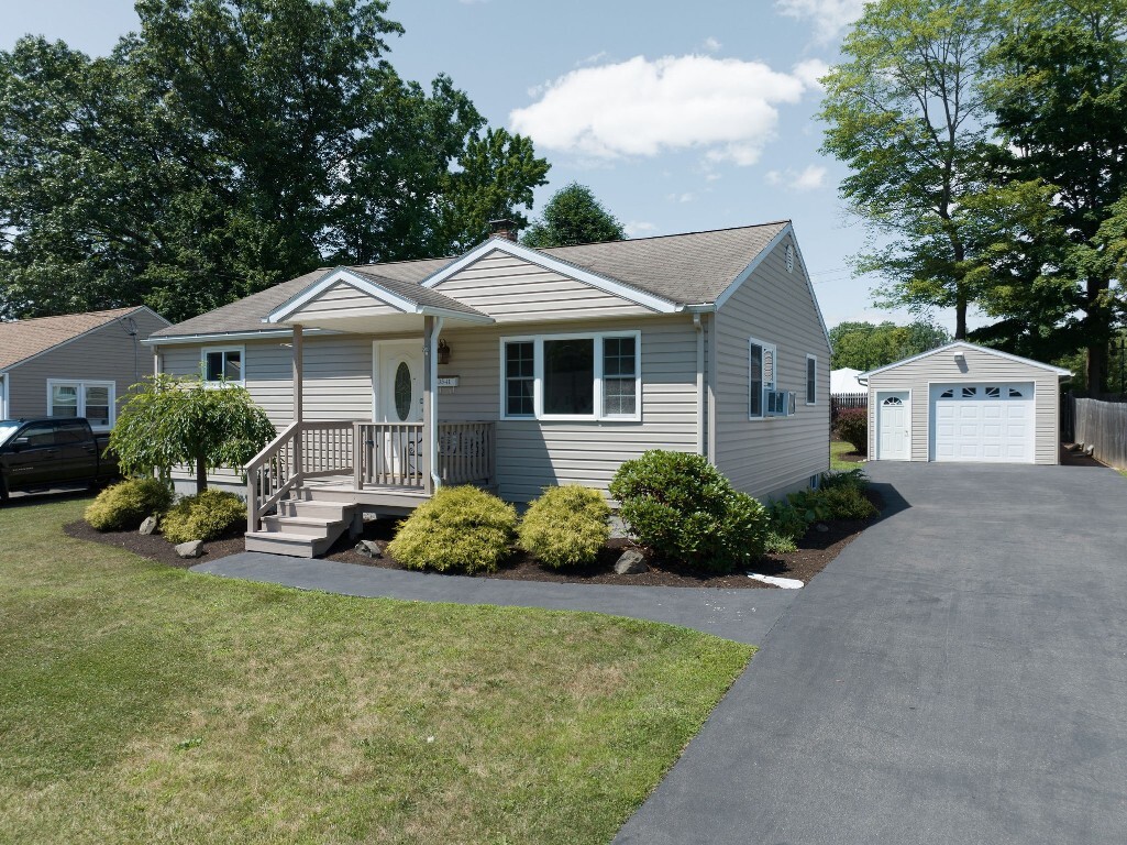 3541 Columbia Drive  Endicott NY 13760 photo
