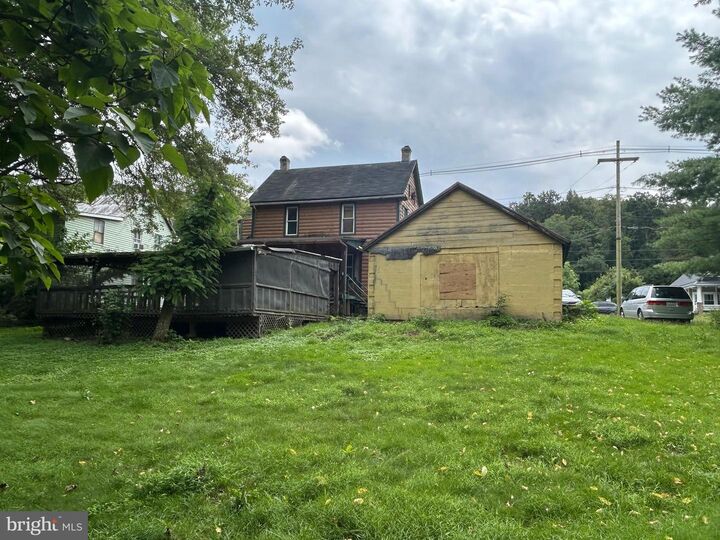 Property Photo:  8179 Lincoln Way East E  PA 17222 