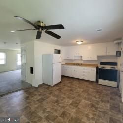 Property Photo:  7238 Sindall Road  MD 21234 