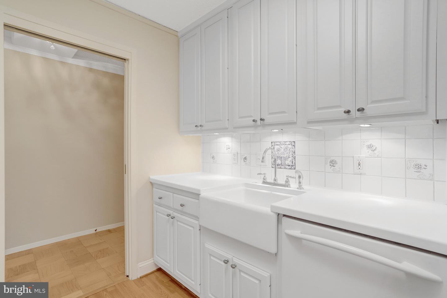 Property Photo: 3800 Fairfax Drive 509 VA 22203