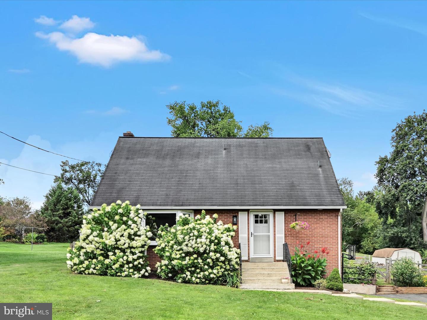 1774 Sammar Road  Lancaster PA 17601 photo