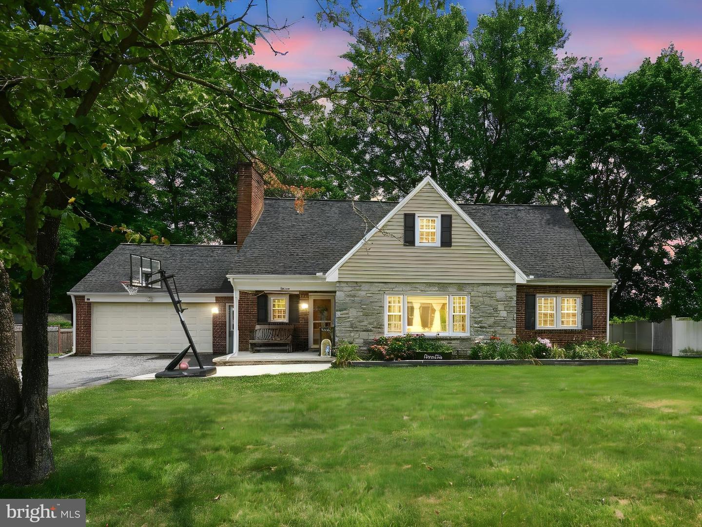 Property Photo:  13 Pleasant Drive  PA 17602 