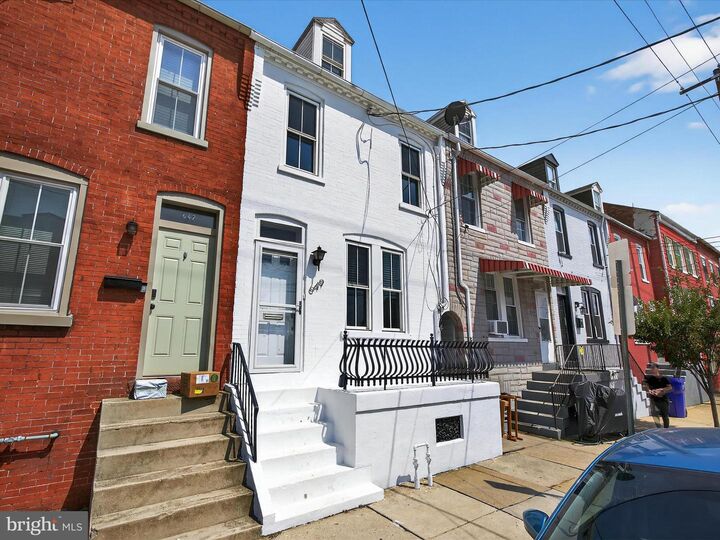 Property Photo:  649 S Queen Street  PA 17603 