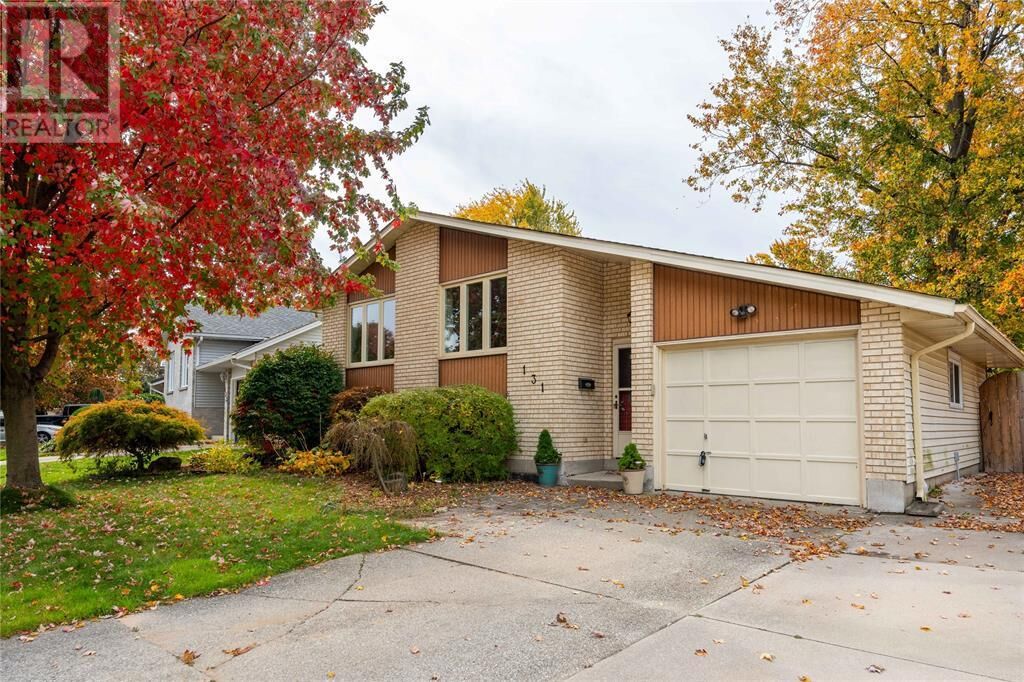 Photo de la propriété:  131 Finch Drive  ON N7S 5G9 