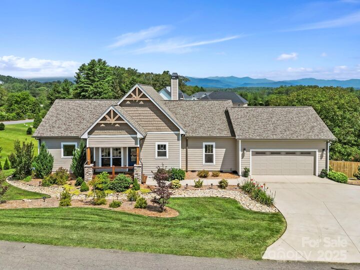 Property Photo: 16 Enchanted Oak Lane NC 28701