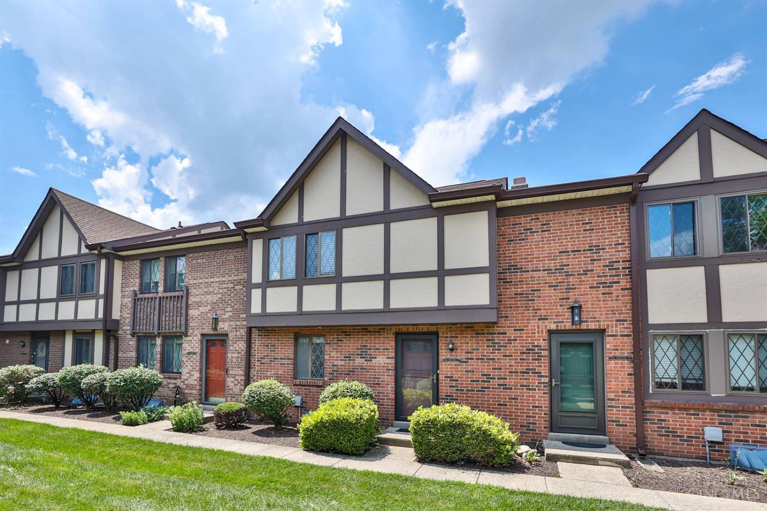Property Photo: 7544 Graystone Court OH 45069