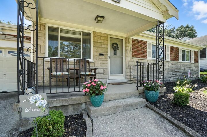 Property Photo:  5568 Hickory Ridge Lane  OH 45239 