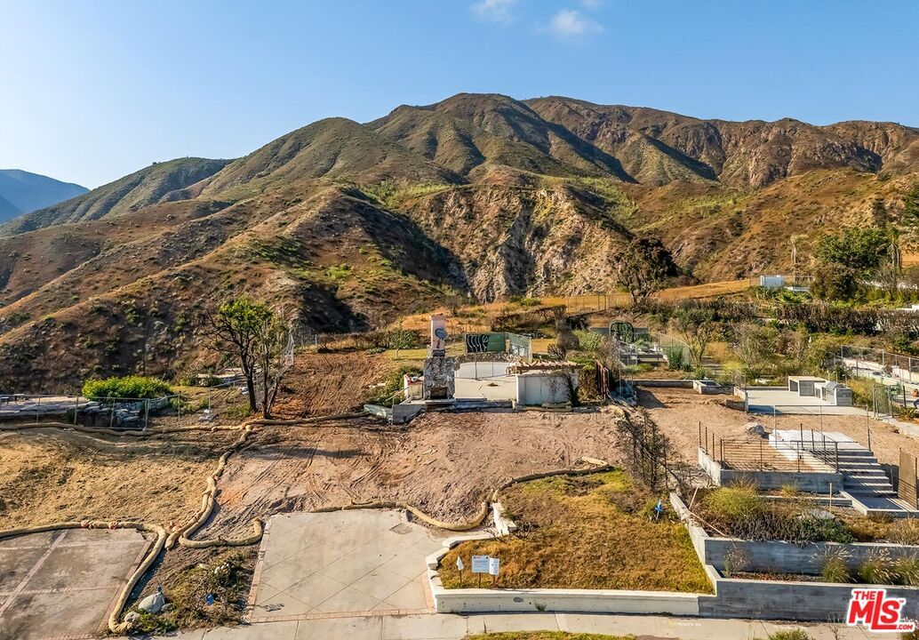Property Photo: 18307 Clifftop Way CA 90265