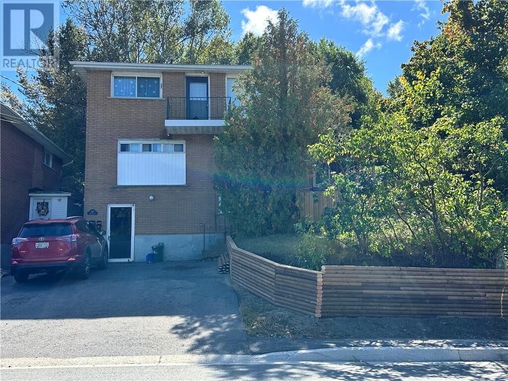 Photo de la propriété: 147 Hyland ON P3E 1R7