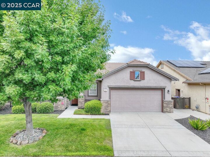 Property Photo: 598 Valmore Pl CA 94513