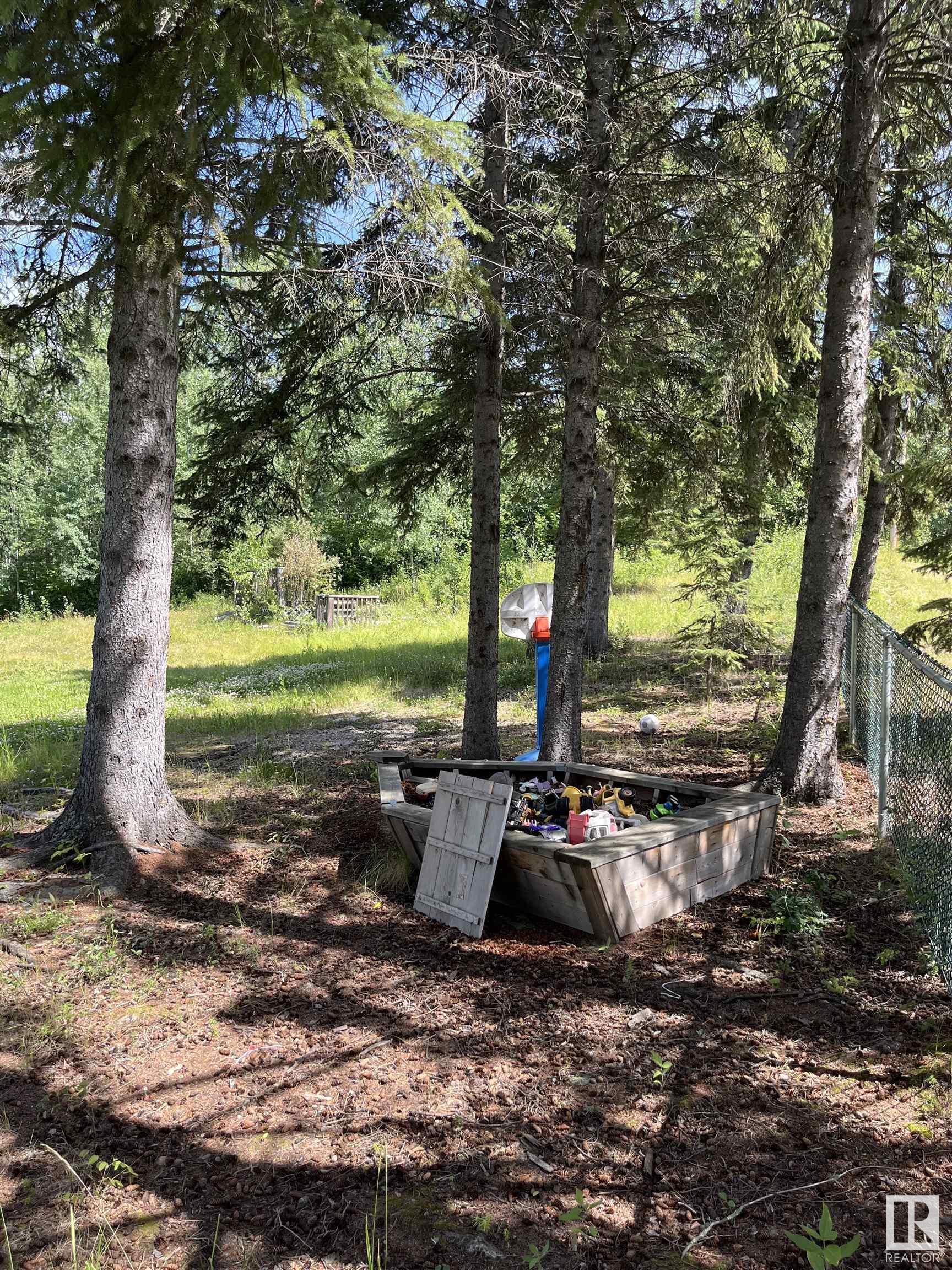 Property Photo:  6020 Twp Road 534 5  AB T0E 1H0 