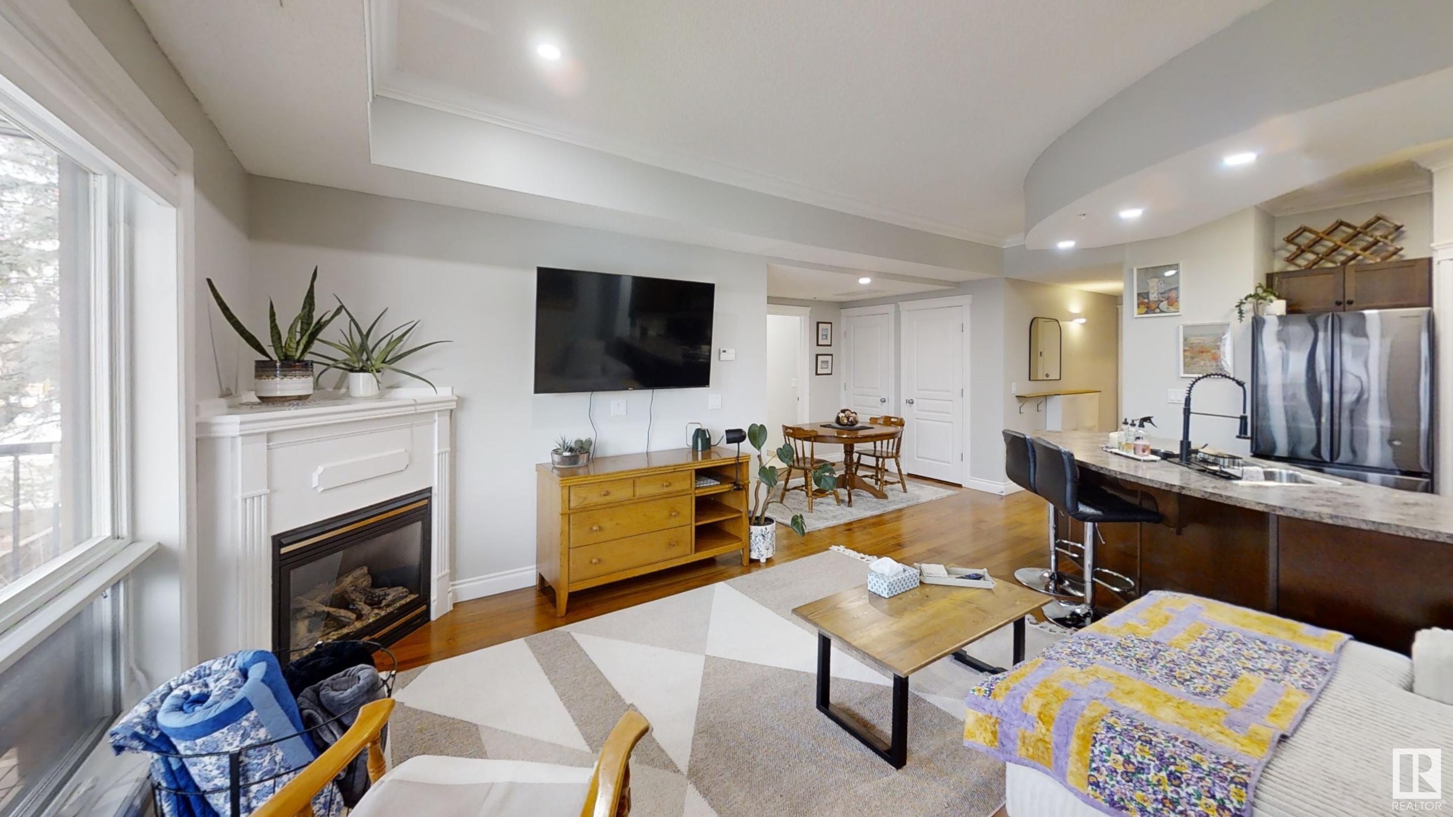 Photo de la propriété:  10232 115 Street NW 203  AB T5K 1T8 