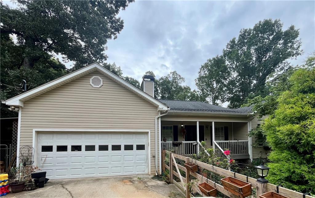 Property Photo: 665 Island Shoals Road GA 30016