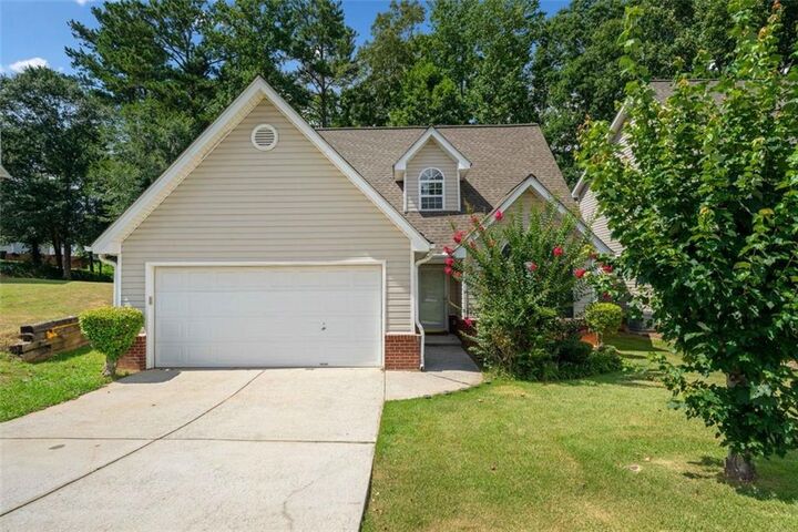 Property Photo: 2575 Kentshire Way GA 30044