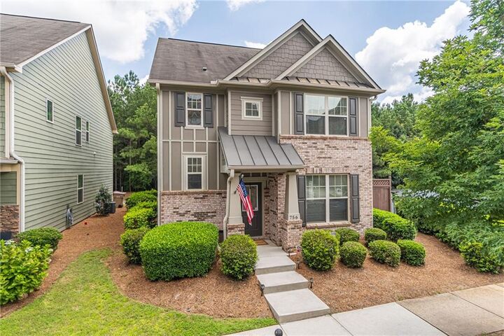 Property Photo: 756 Village Field Court NW GA 30024