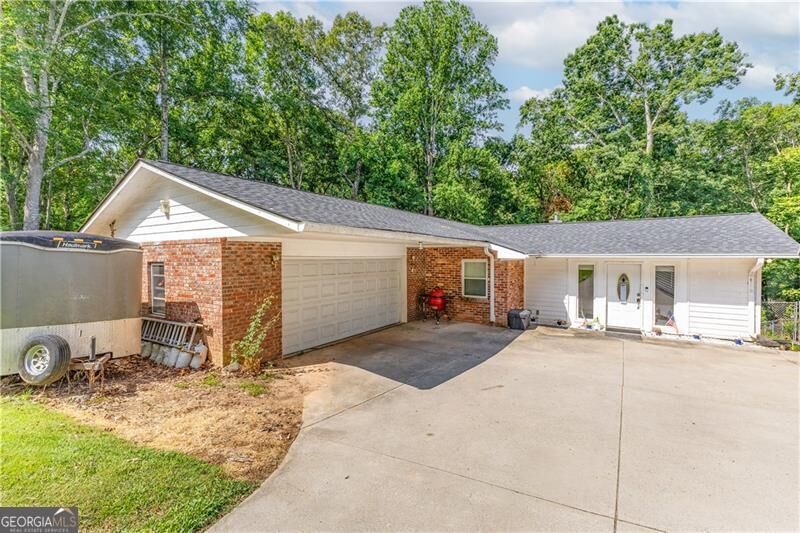 Property Photo:  5934 Dolvin Lane  GA 30518 