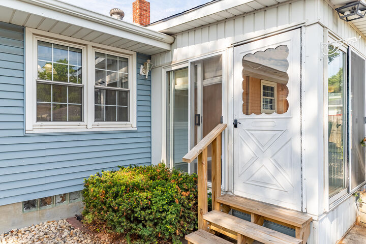 Property Photo: 3630 42nd Place IN 46322