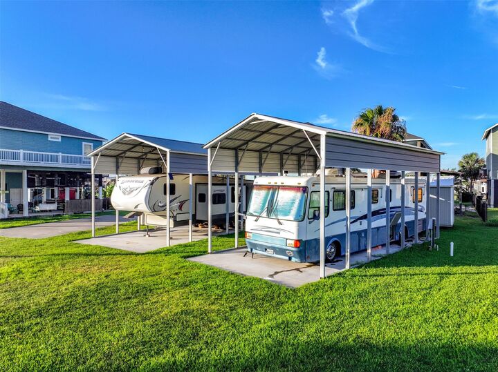 Property Photo:  884 O Neal Road  TX 77650 